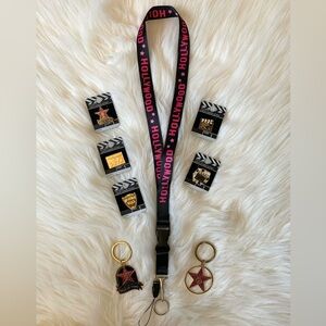Hollywood Walk of Fame Lanyard With 5 Souvenir Collector Pins & 2 Key Chains